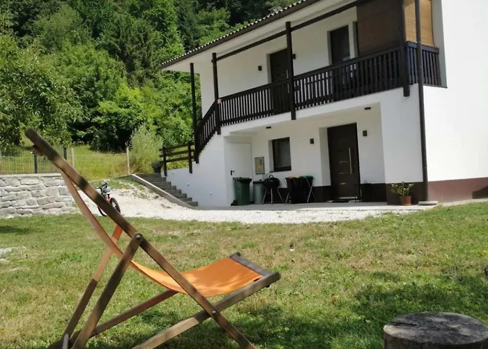 Apartma Bella Nadiza Διαμέρισμα Kobarid